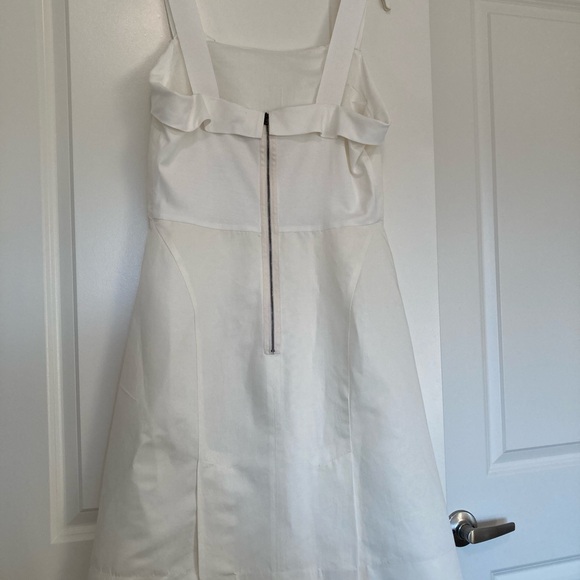 Authentic MaxMara ivory linen/cotton dress, size 8-10 - Picture 10 of 14